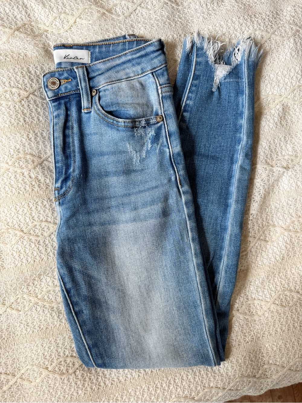 KanCan Sharkbite Hem Skinny Ankle Jeans